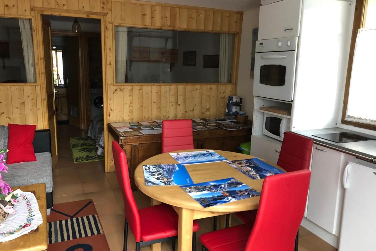 Chez Madeleine - Large T1 Mountain View Apartment Villar-Saint-Pancrace Bagian luar foto